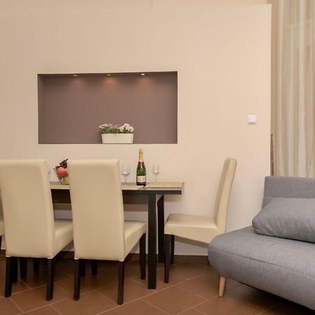 Corvina Apartment Budapest With Free Private Parking Ngoại thất bức ảnh