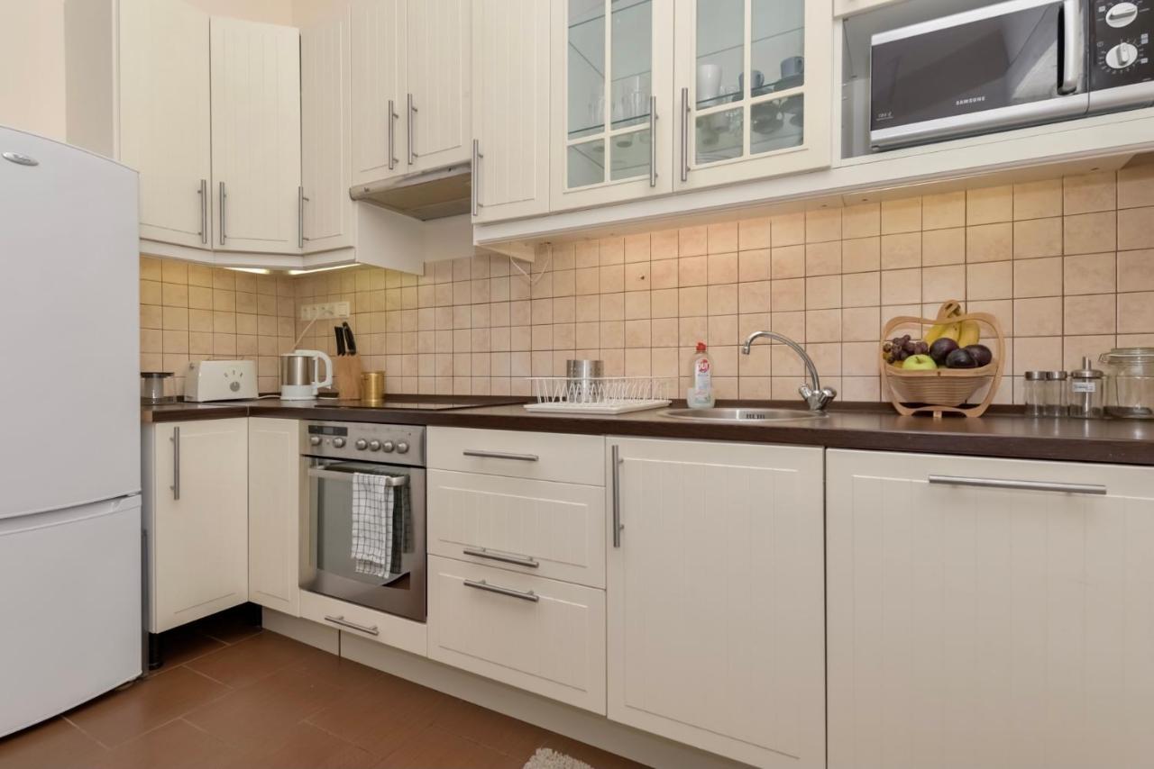 Corvina Apartment Budapest With Free Private Parking Ngoại thất bức ảnh