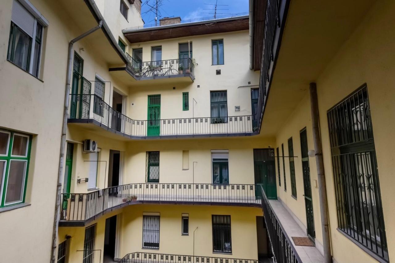 Corvina Apartment Budapest With Free Private Parking Ngoại thất bức ảnh
