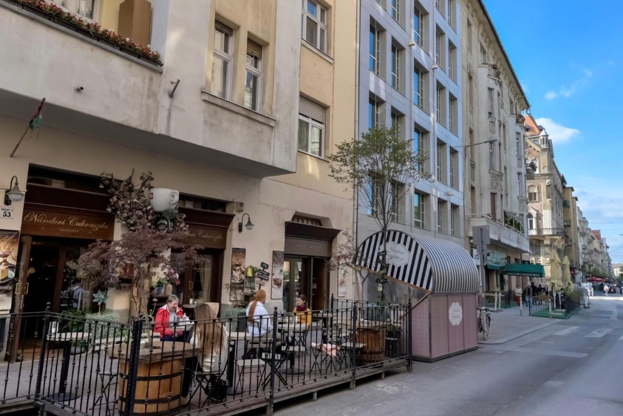 Corvina Apartment Budapest With Free Private Parking Ngoại thất bức ảnh